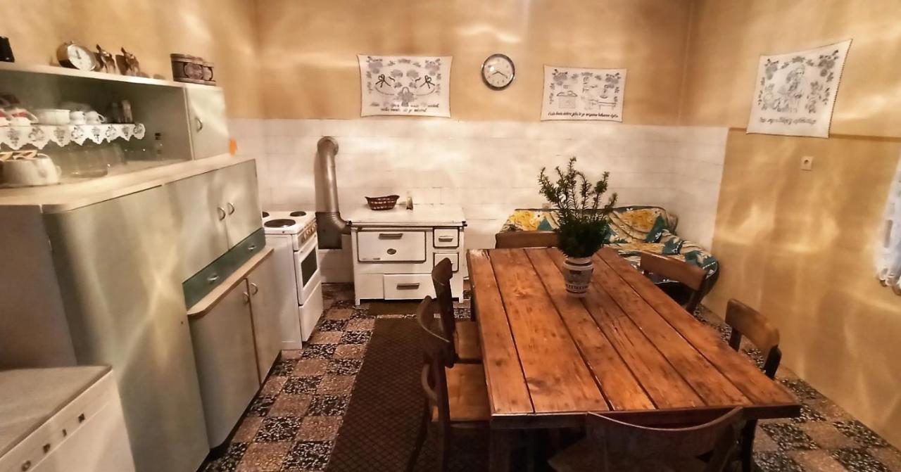 Willa Old House Djurovic Herceg Novi Zewnętrze zdjęcie